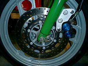 Brian's RD400 Project Cafe Racer R1 front brakes